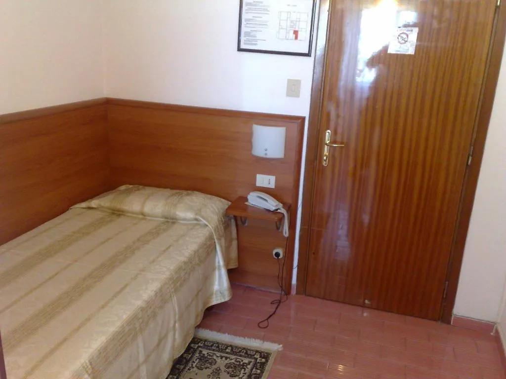 Parking Hotel Giardino Livourne