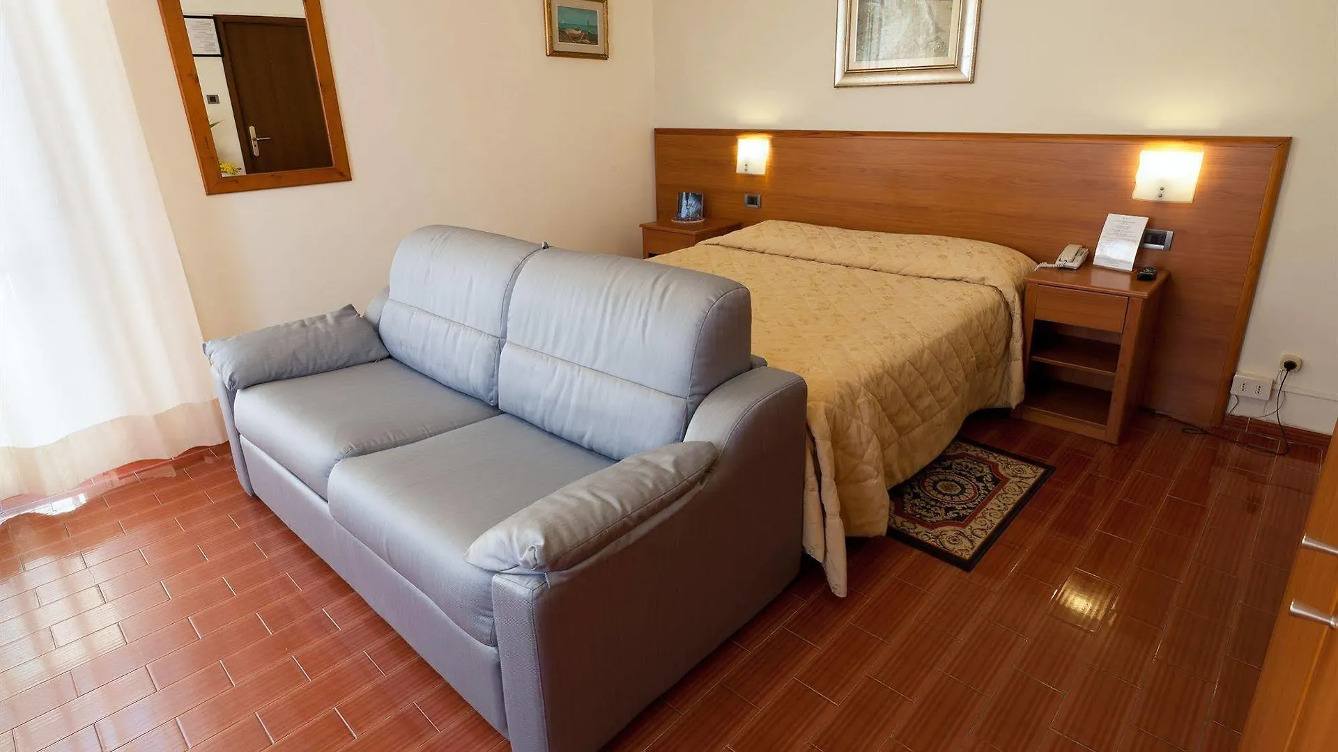 Parking Hotel Giardino Livourne